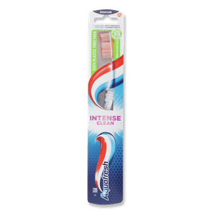 Щітка зубна Aquafresh Intense Clean середньої жорсткості